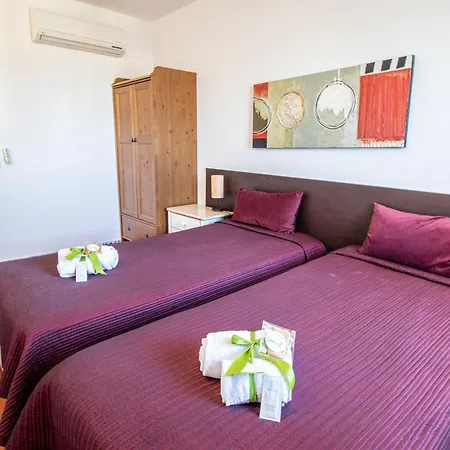 Old Village & Prestige Parque de vacaciones 3*