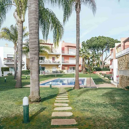 Old Village & Prestige Semesterpark Vilamoura