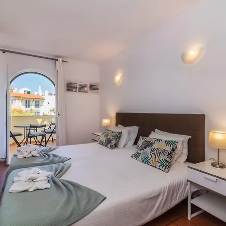 老村及威望假日公园 假日公园