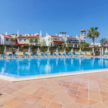 פארק נופש Old Village & Prestige וילהמורה
