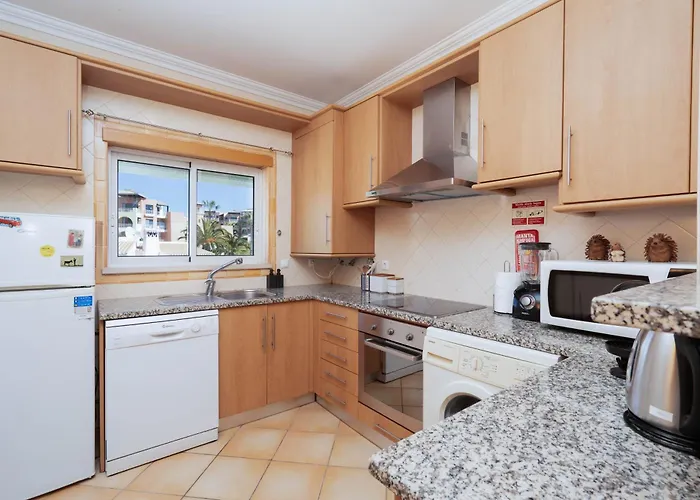 Old Village & Prestige Prázdninový areál 3*